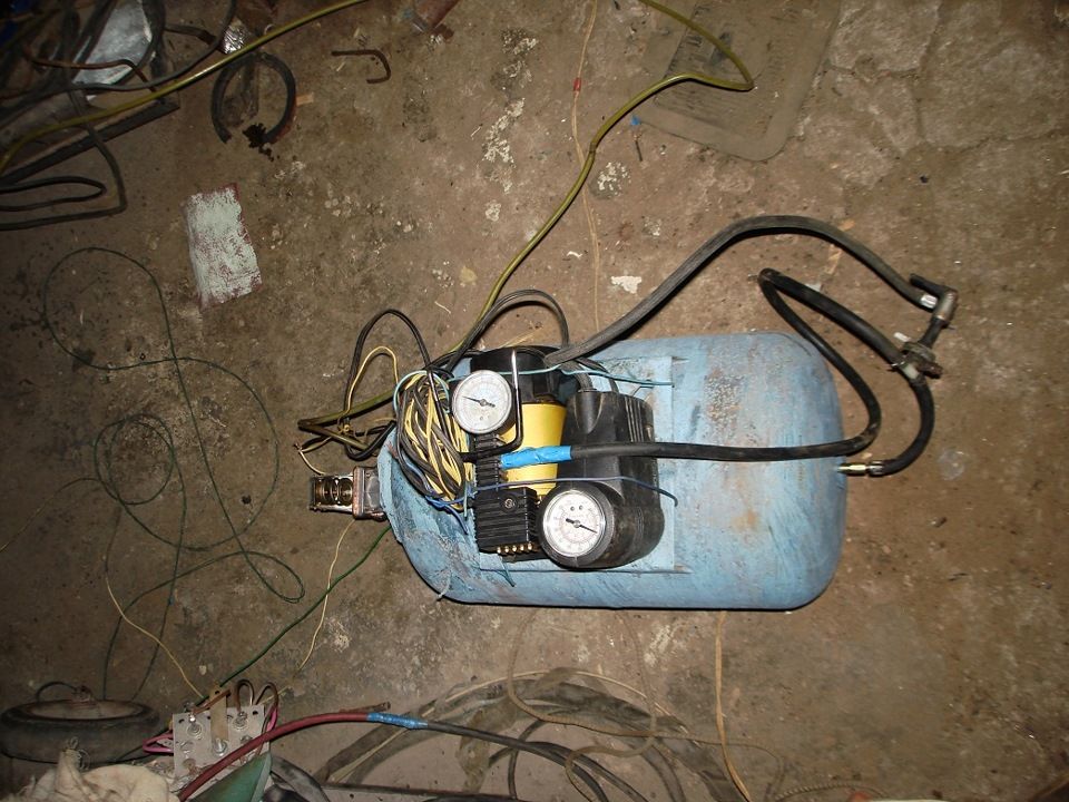 Компрессор как пользоваться видео. Компрессор tire inflator dc 12v 300 psi air compressor. Czk-3665 компрессор как пользоваться. Компрессор как пользоваться видео. Компрессор воздушный для гаража 220 вольт.